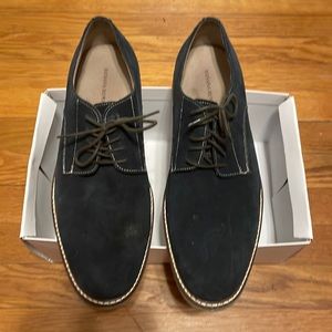 Banana Republic blue suede shoes size 11